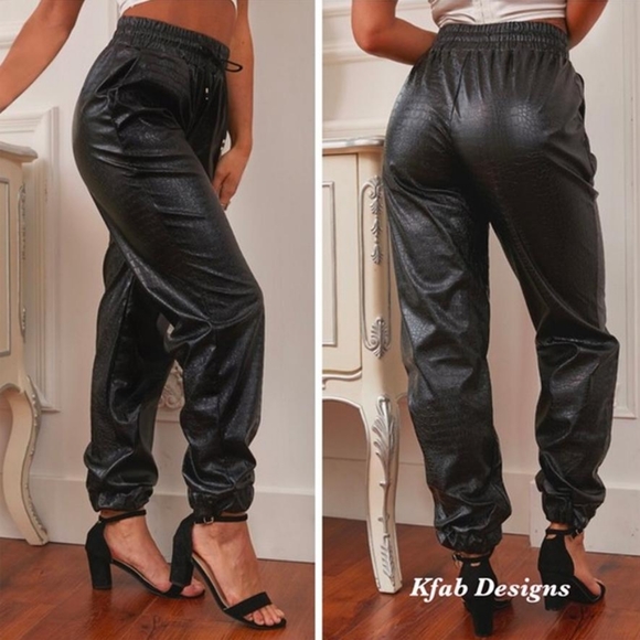FAUX LEATHER BLACK TEXTURED JOGGERS 🎉2×HOST PICK🎉 - Picture 5 of 9